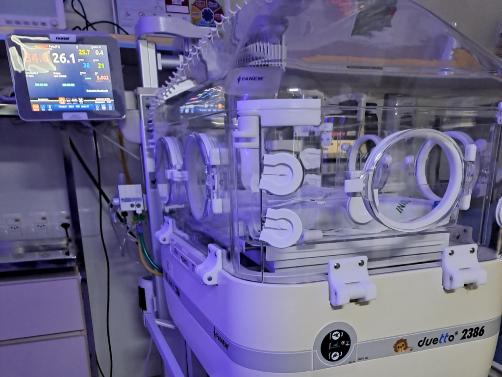 IgesDF abre edital para compra de 45 incubadoras neonatais