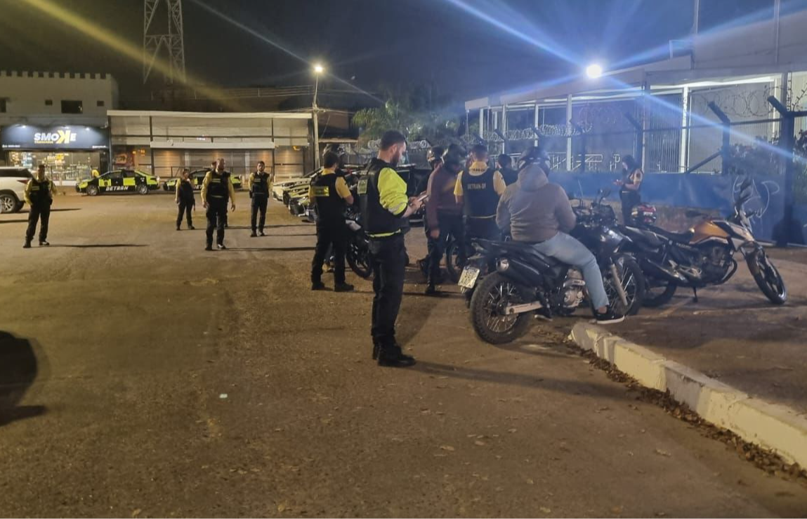 Operação Sossego em Taguatinga flagra irregularidades em motocicletas