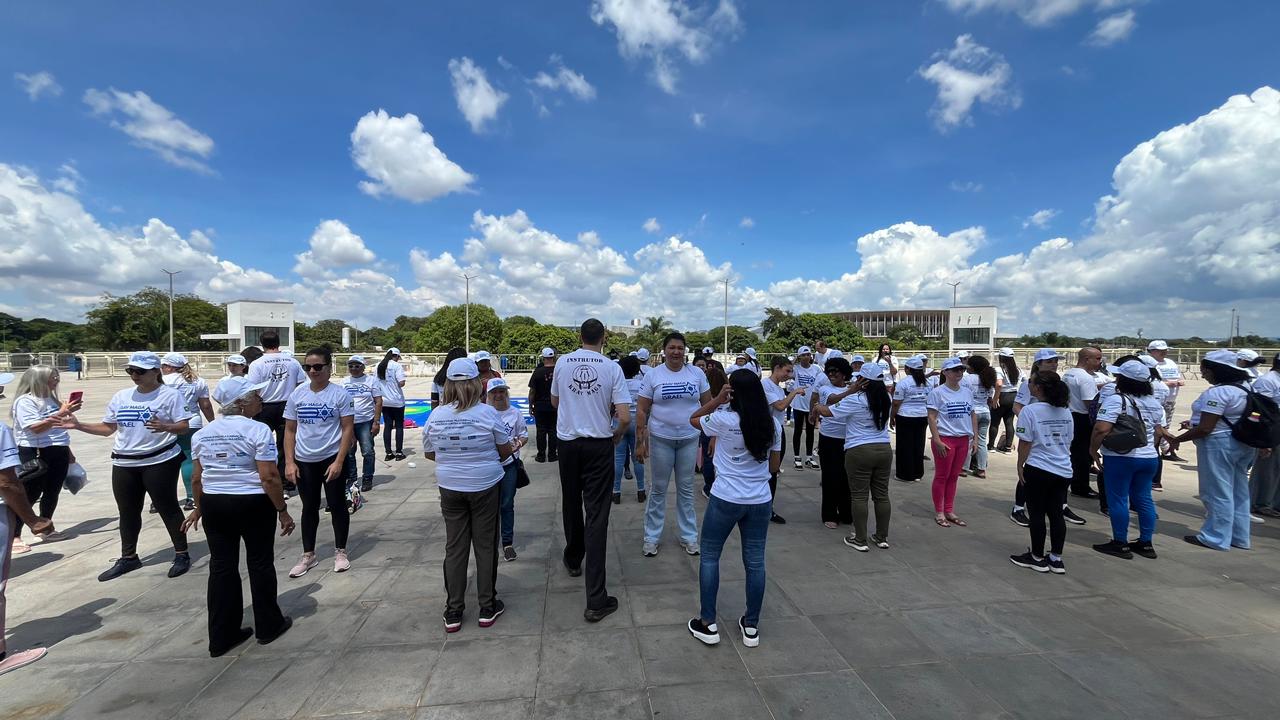 Aulão de defesa pessoal reúne mais de 200 mulheres e reforça 21 dias de ativismo