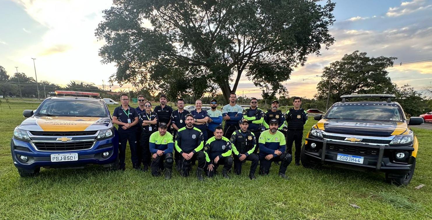 Operação coíbe transporte irregular de passageiros na Epia