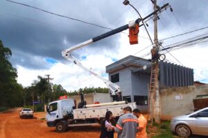 Colônia agrícola no Riacho Fundo ganha 31 novos postes de iluminação