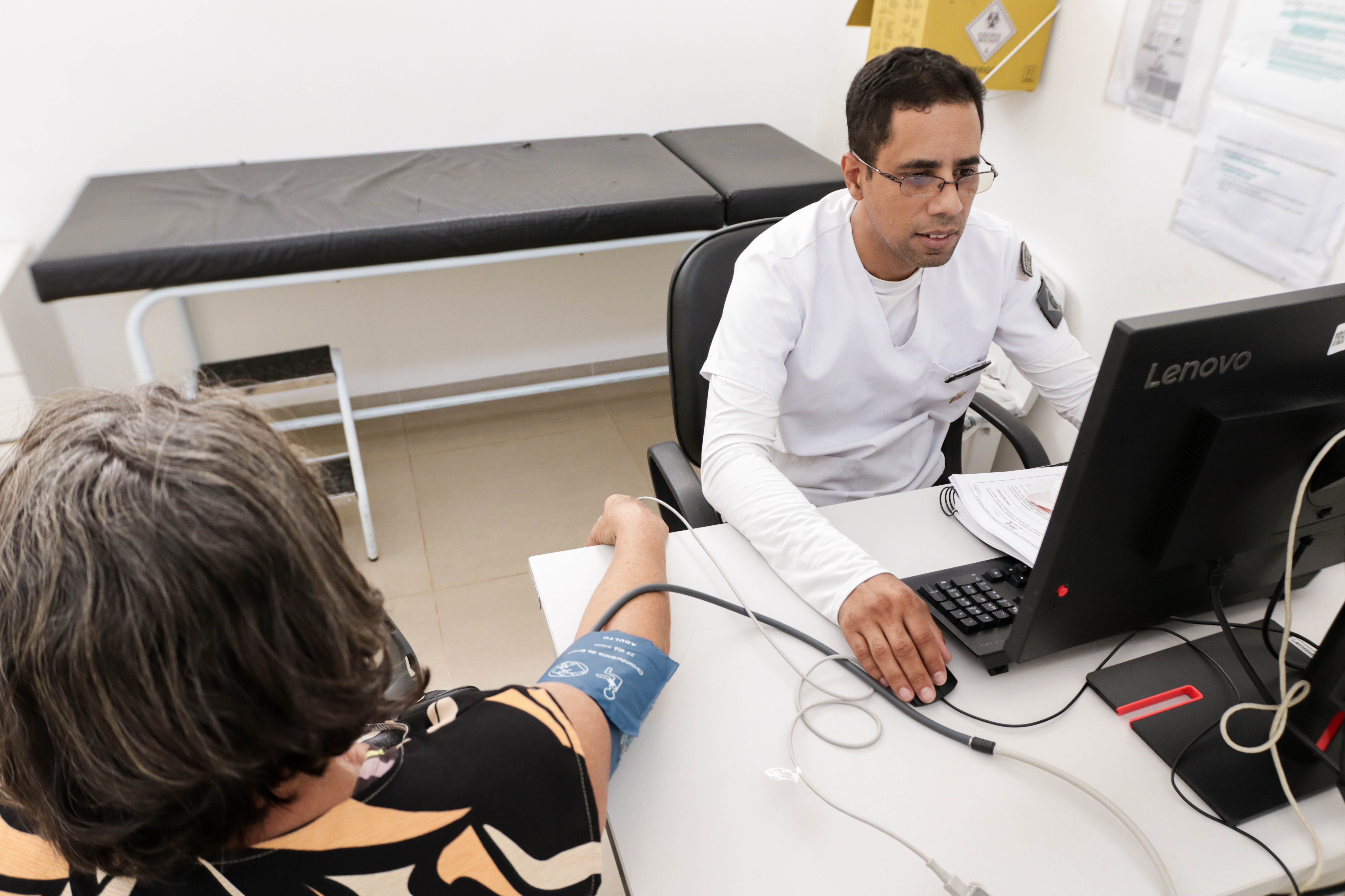 Pressão alta atinge 30% dos brasileiros e pode causar infarto e AVC