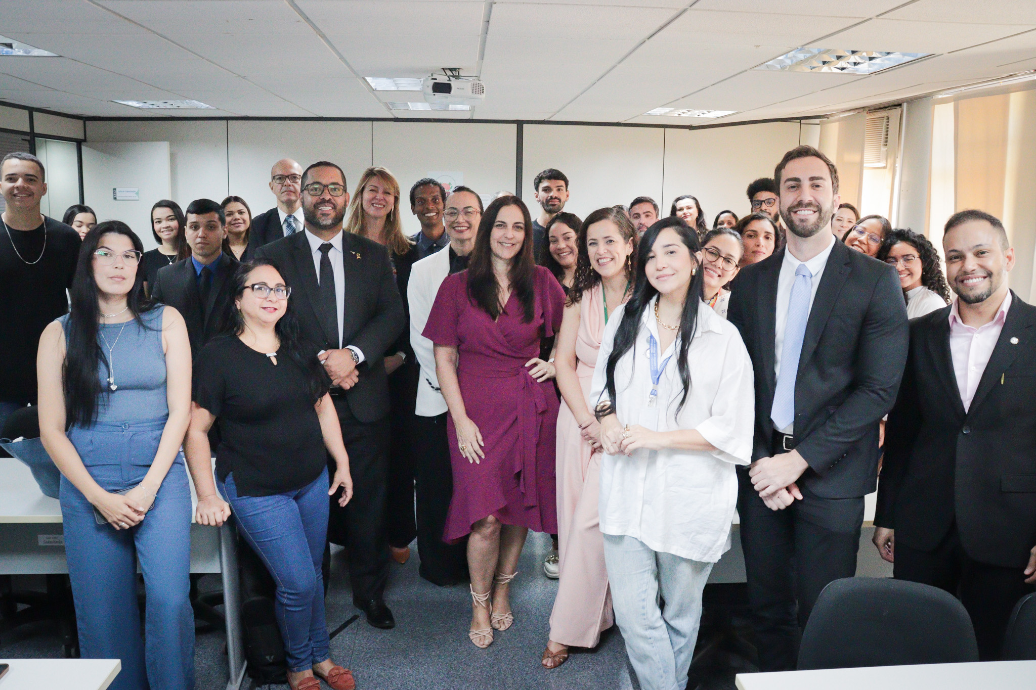 Universitários visitam a Controladoria-Geral do DF e aprendem sobre cultura da integridade