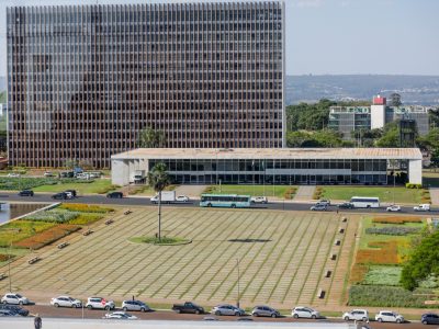 Confira o que abre e o que fecha no Dia do Servidor Público