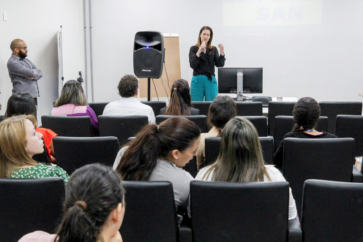 Capacitação das equipes garante segurança dos alimentos nos restaurantes comunitários