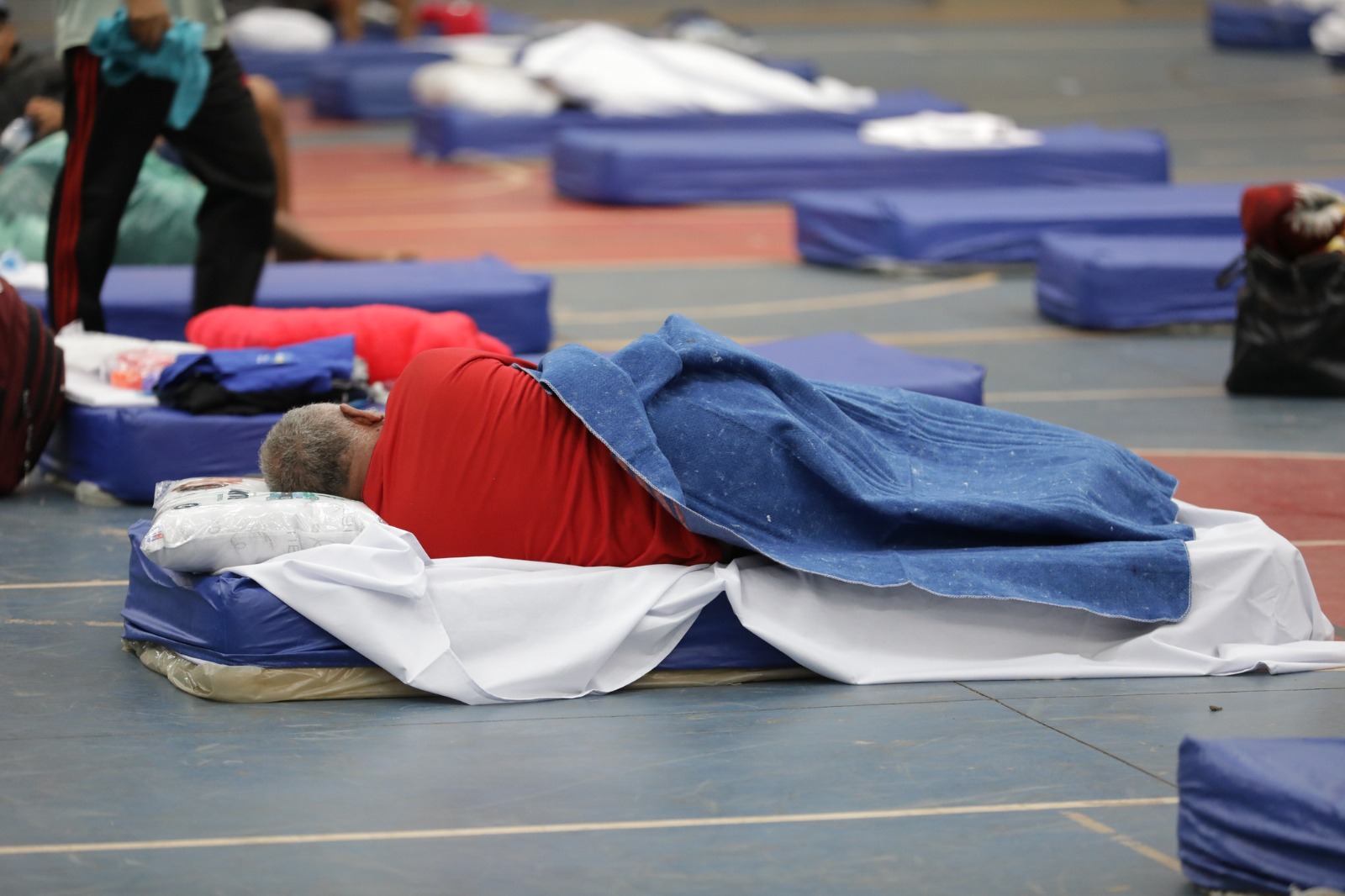 Abrigos do GDF já acolheram do frio mais de 1,4 mil pessoas em situação de rua