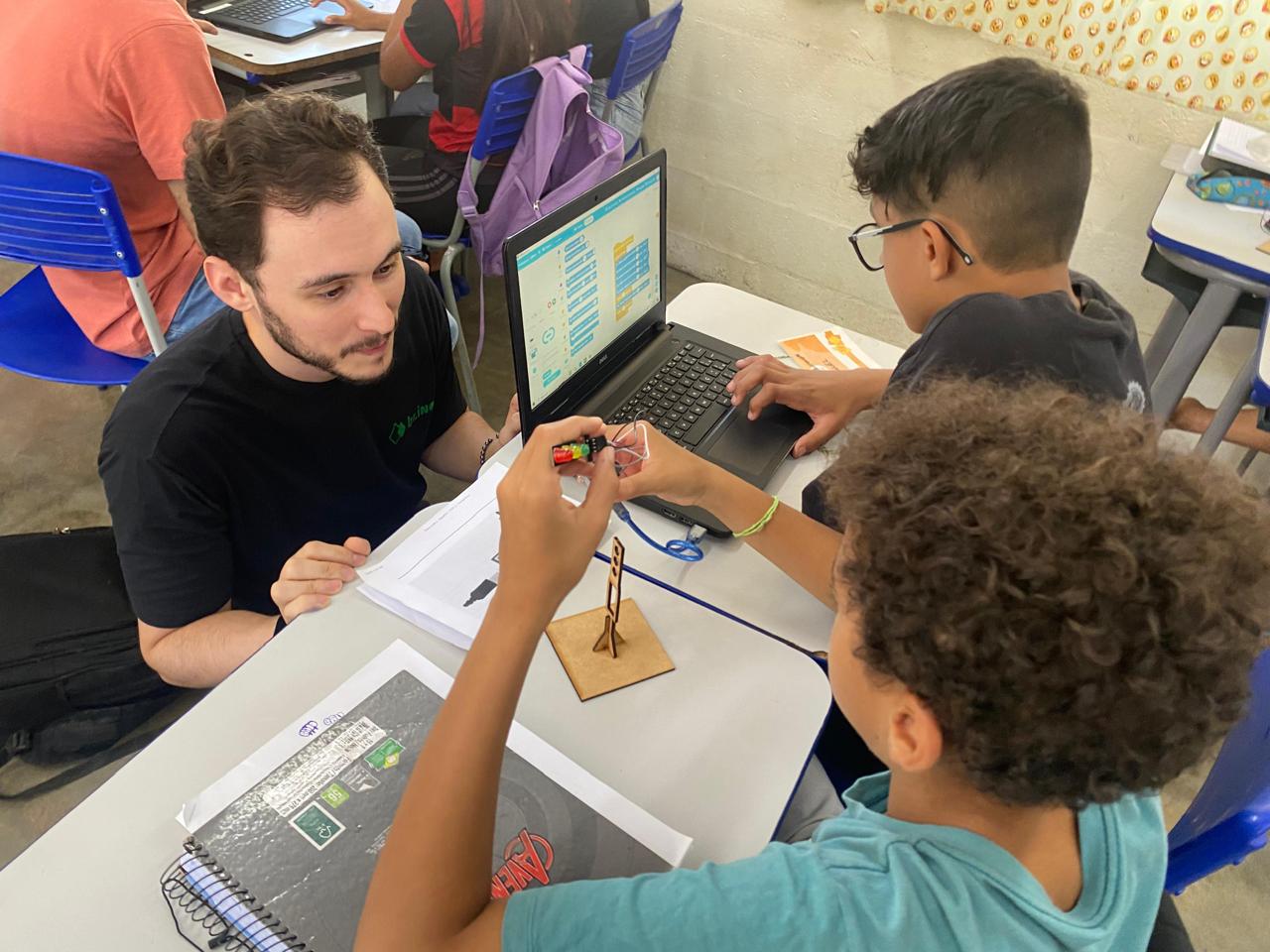 Startup residente do Biotic abre inscrições para voluntários em aulas de robótica