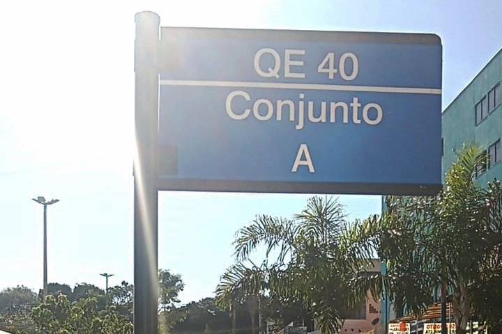 Guará recebe novas placas de endereçamento