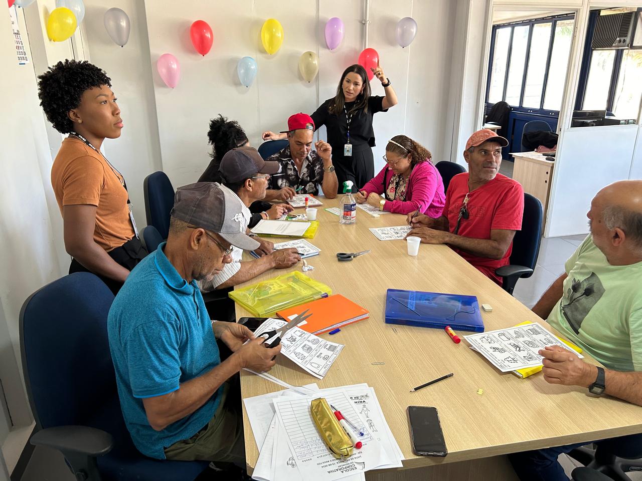 Novacap forma os primeiros estudantes da turma de EJA