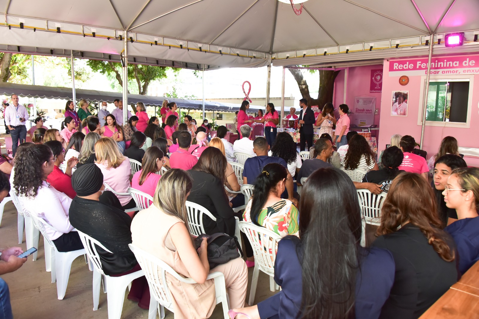 Rede Feminina de Combate ao Câncer oferece exames de mamografia no Outubro Rosa