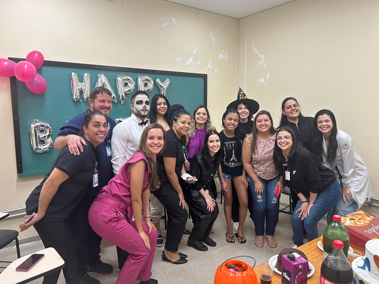 Paciente internada há mais de 120 dias na rede pública de saúde do DF ganha festa de aniversário