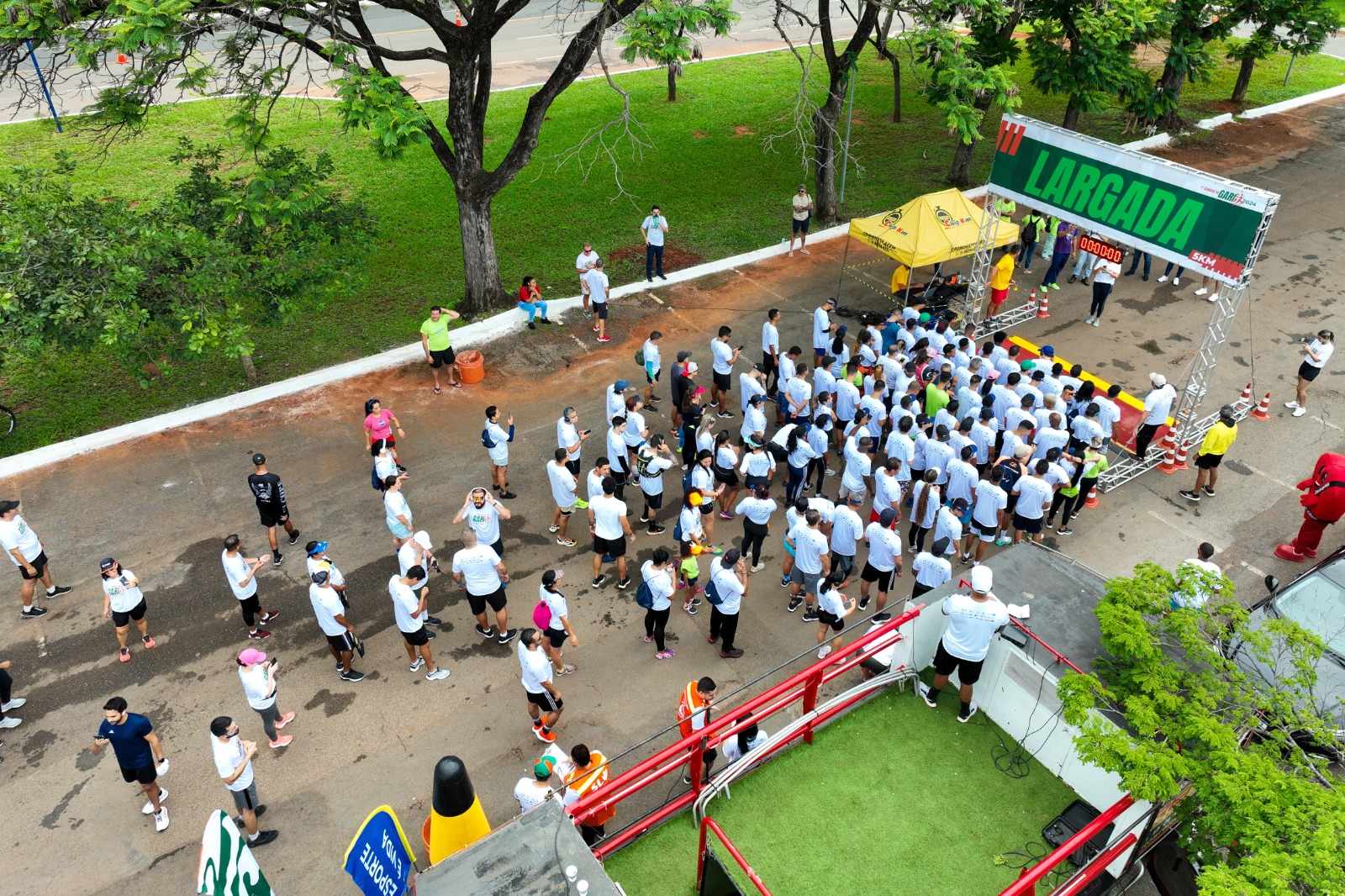Corrida do Gari celebra profissionais da limpeza urbana