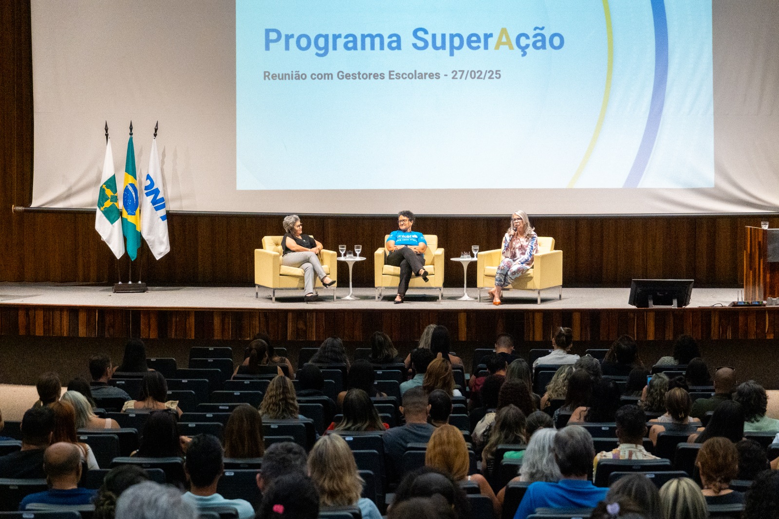 Gestores da rede pública de ensino do DF se reúnem para debater programa SuperAção 2025