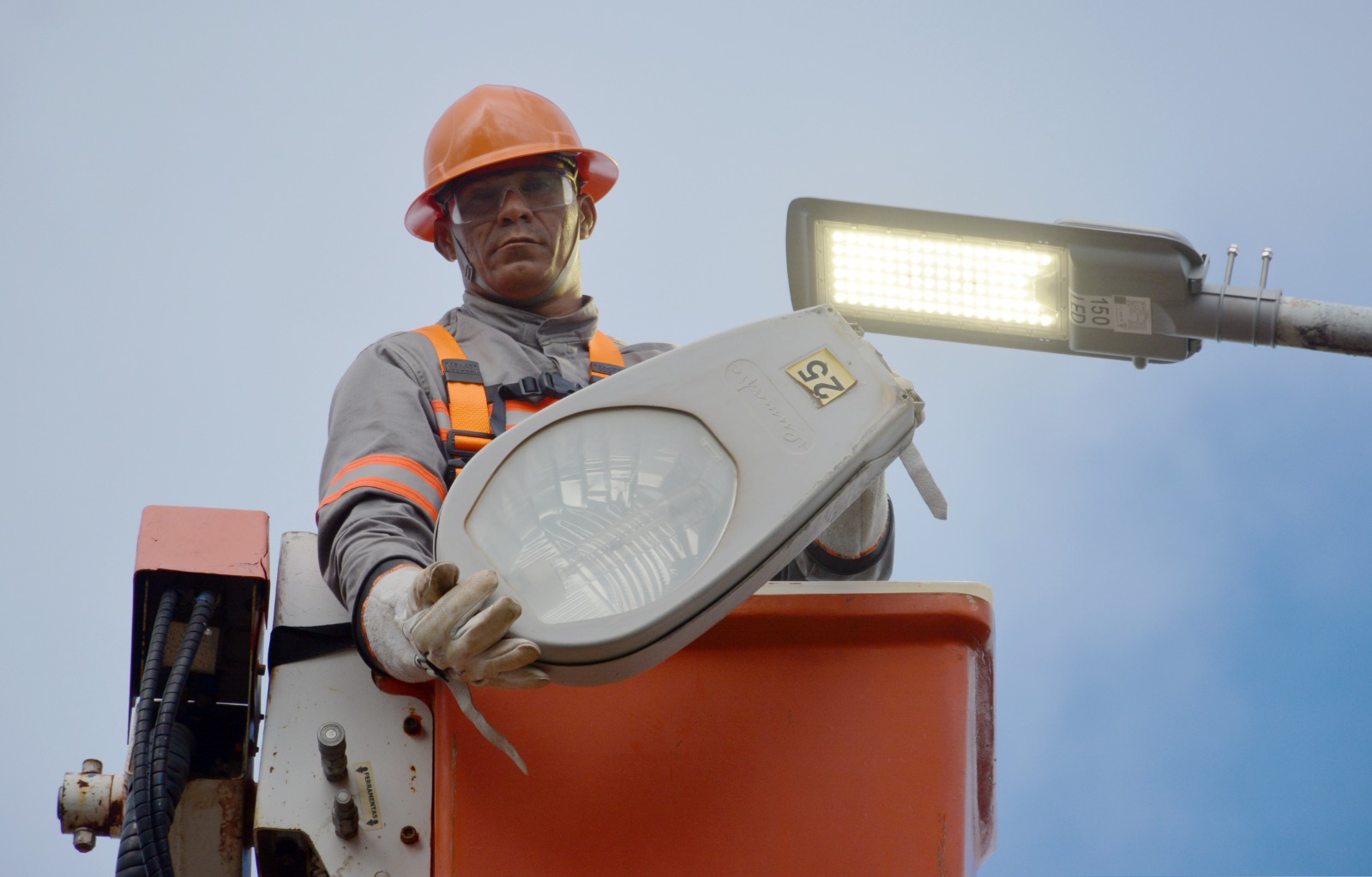 Taguatinga e Sobradinho recebem novas luminárias de LED