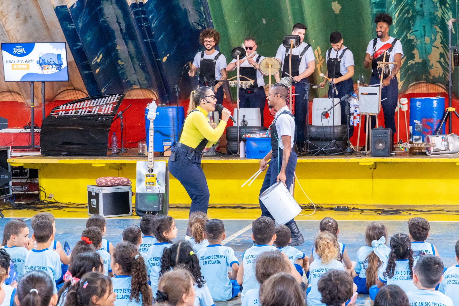 Escolas públicas de Ceilândia recebem Orquestra de Sucata