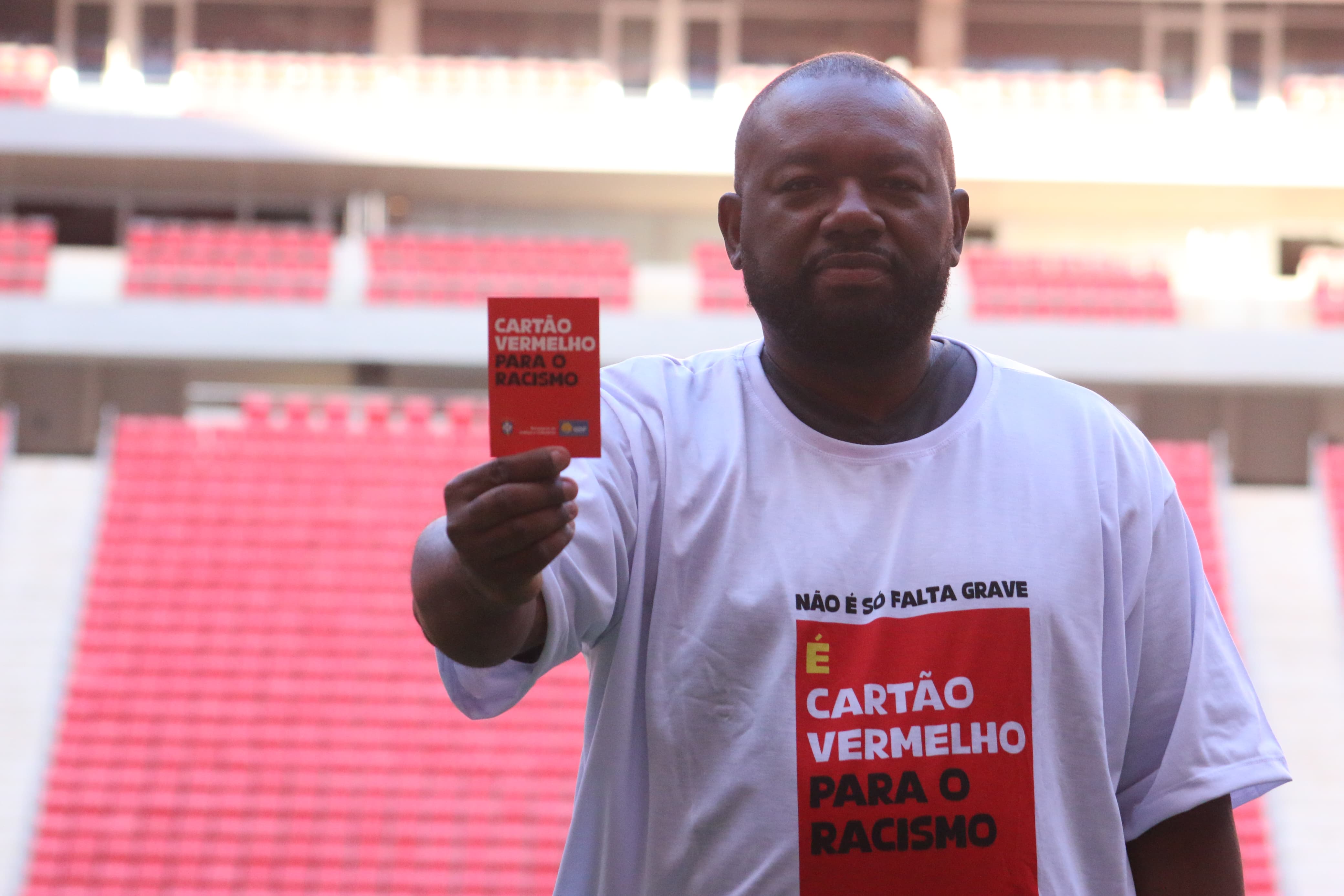 Campanha contra racismo no futebol será lançada neste domingo (4), no Mané Garrincha