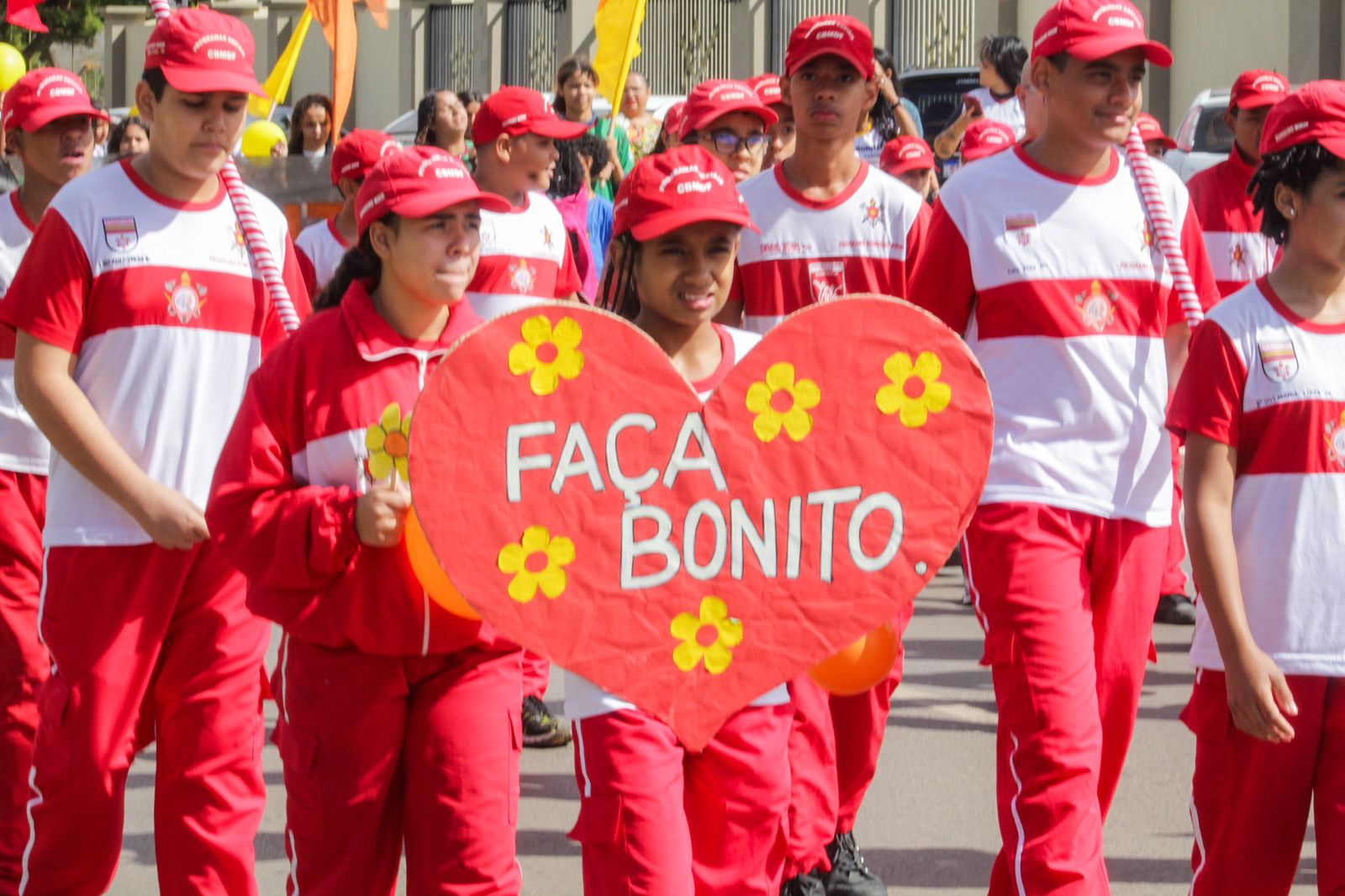 Unidades socioassistenciais promovem caminhada em alerta ao abuso e exploração sexual infantojuvenil