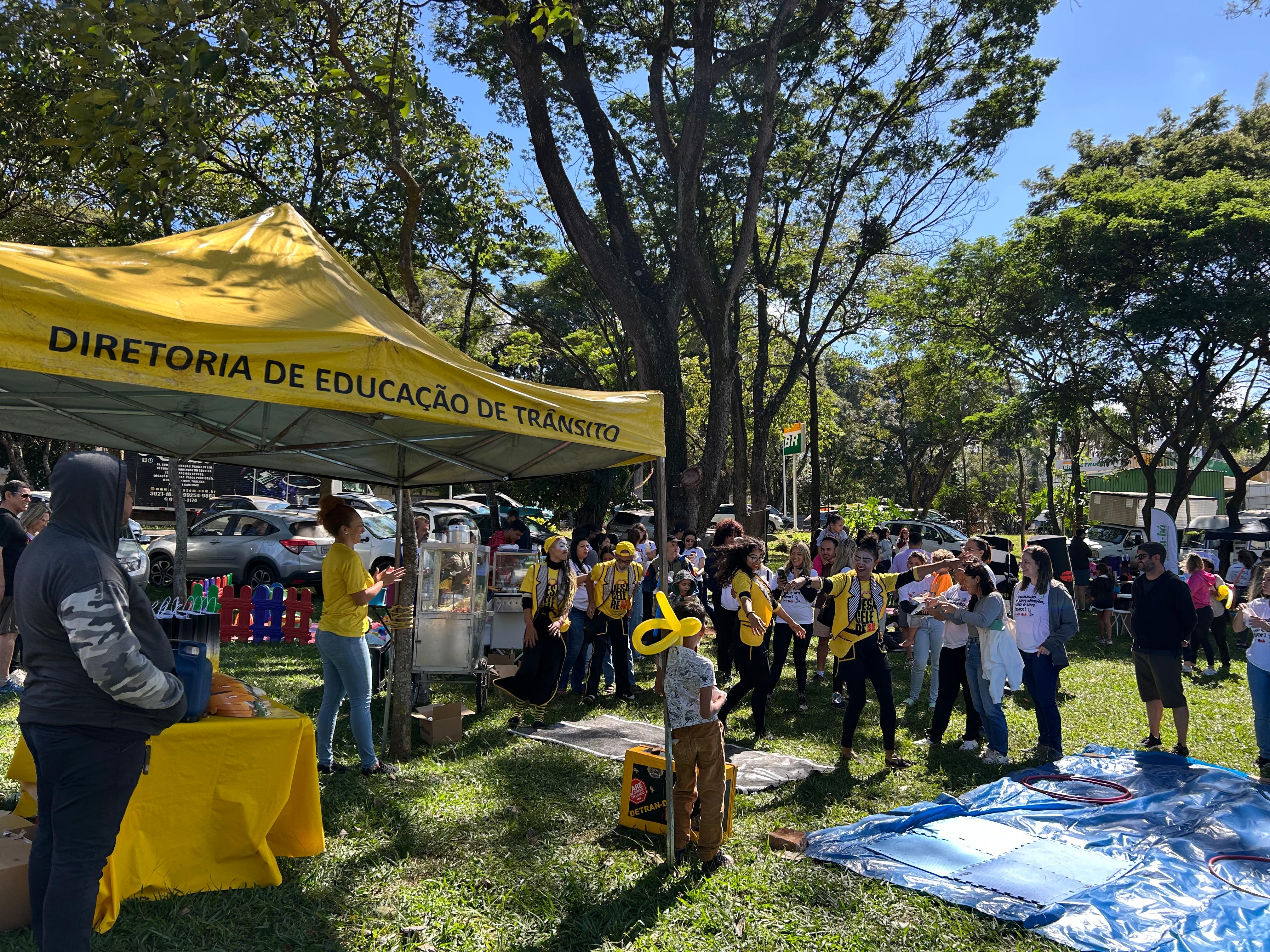 Ações educativas sobre segurança no trânsito alcançaram 2,5 mil pessoas no fim de semana
