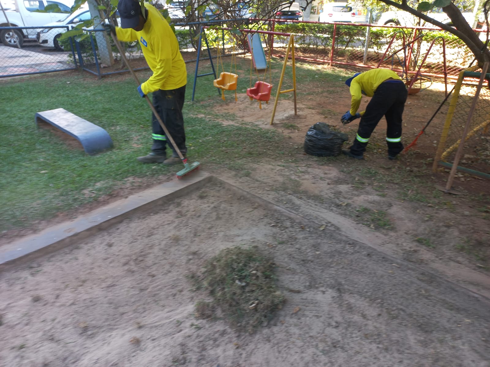 Praça Índio Pataxó Galdino Jesus dos Santos ganha mutirão de limpeza
