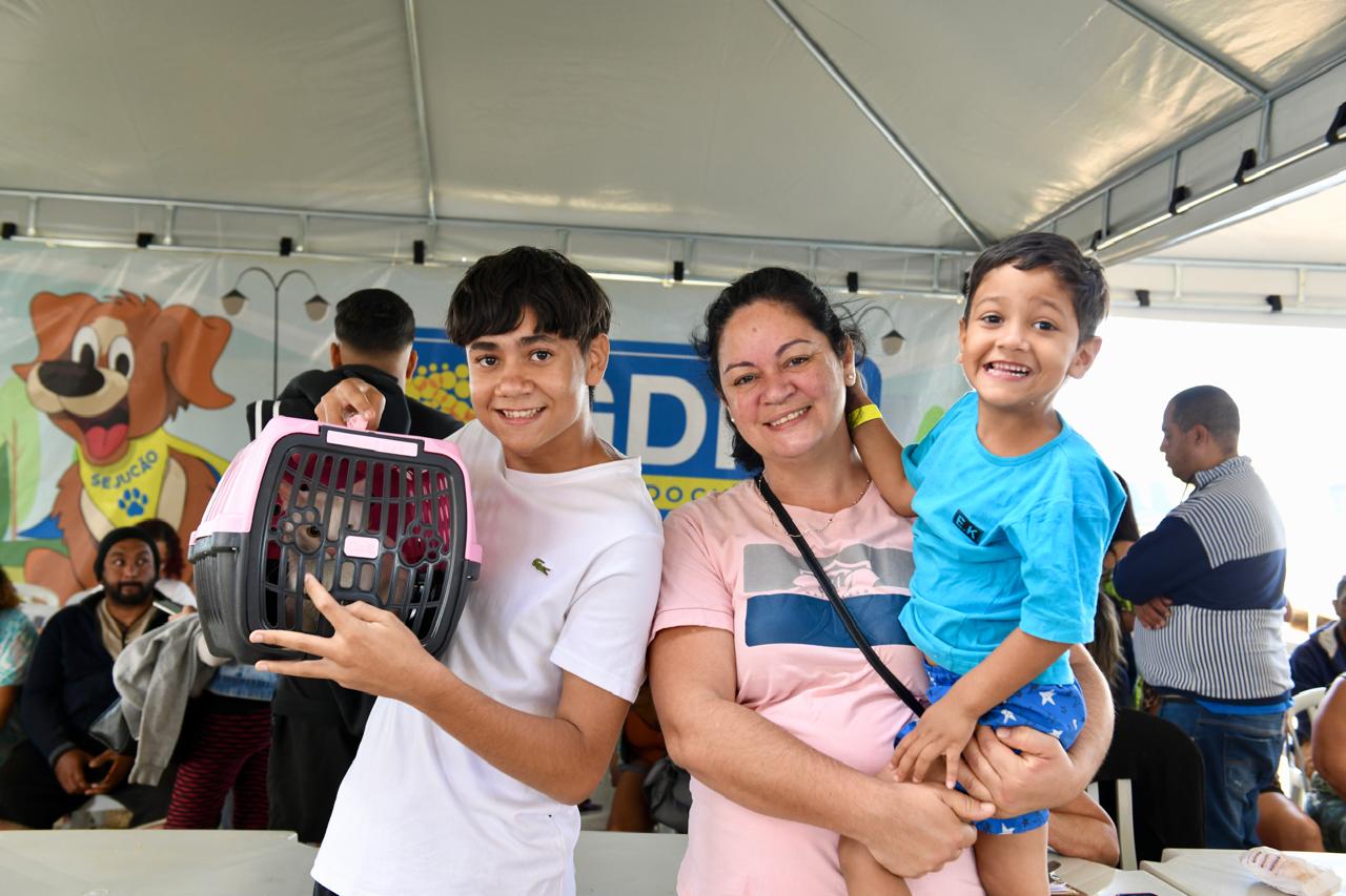 GDF Mais Perto do Cidadão atrai mais de 7 mil pessoas no Sol Nascente com inscrições para castração de cães e gatos