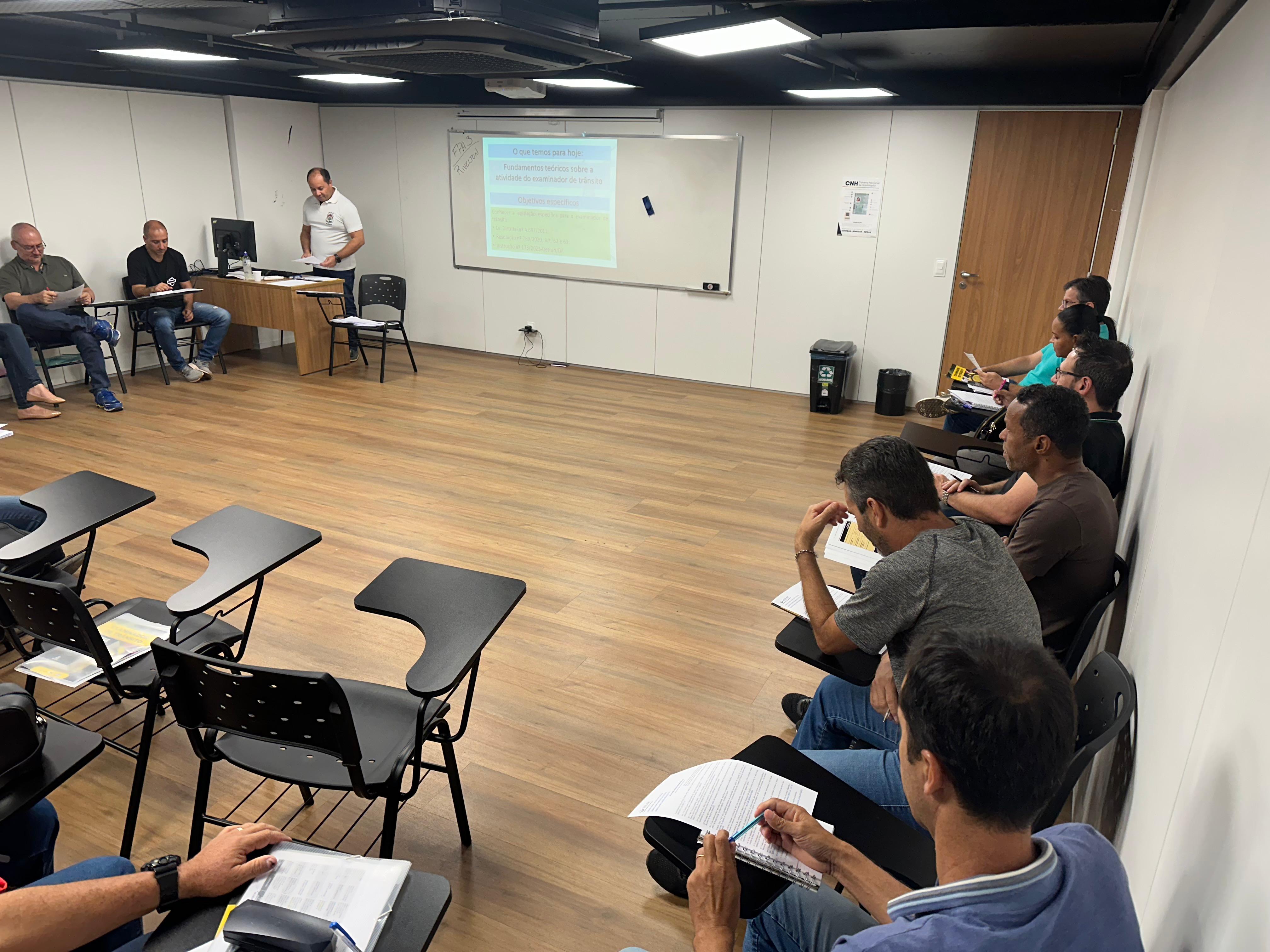 Detran-DF lança curso de capacitação em transporte de passageiros