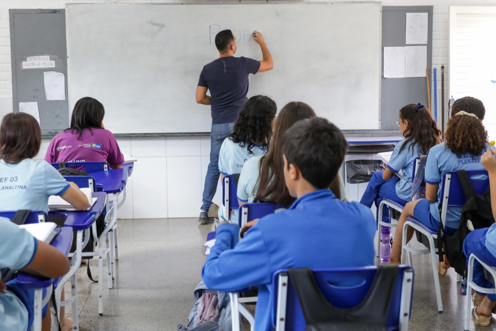 Convocados do programa Preparação DF têm novo prazo para entrega de documentos