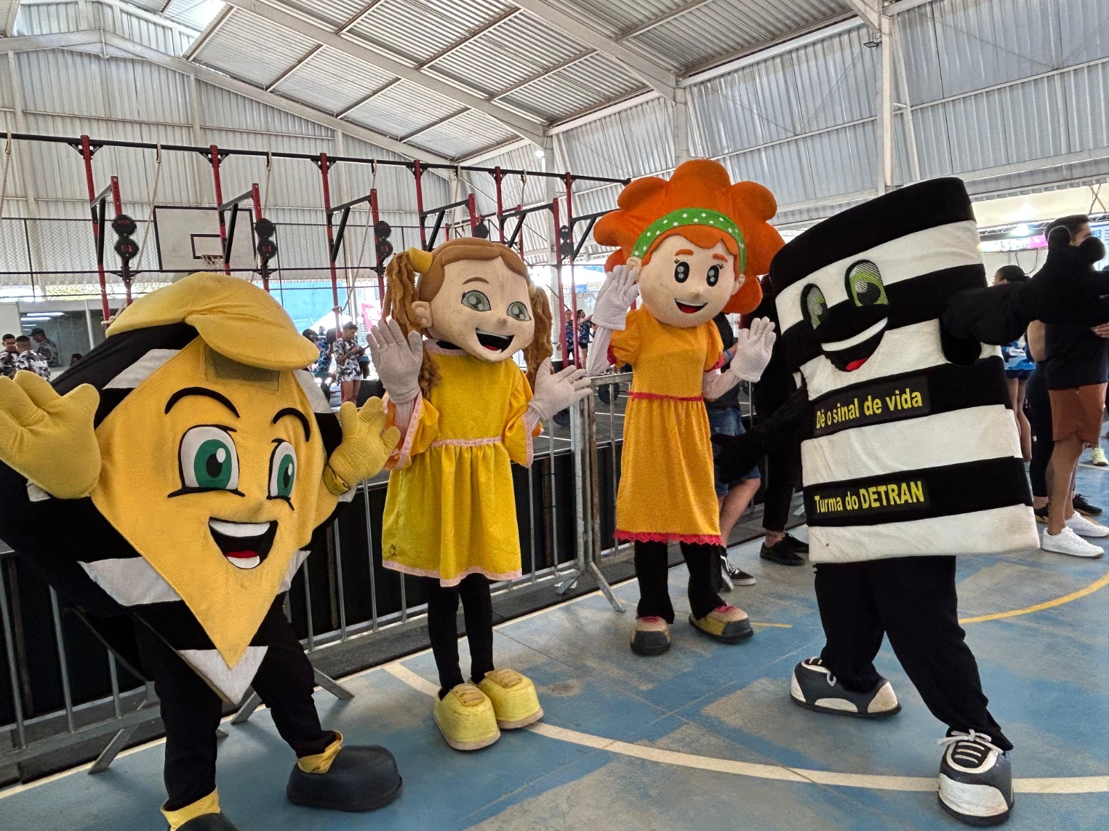 Mais de 3 mil pessoas participam de ações educativas no trânsito durante o fim de semana