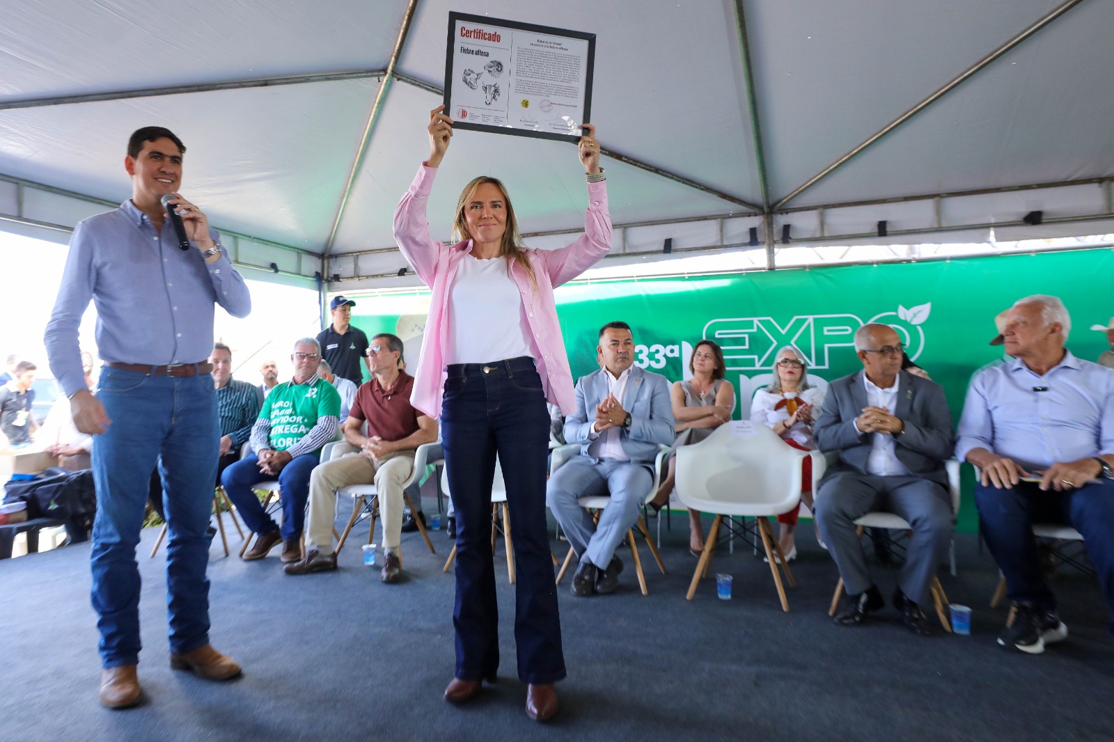 Na abertura da Expoabra, DF é reconhecido como zona livre de febre aftosa sem vacinação