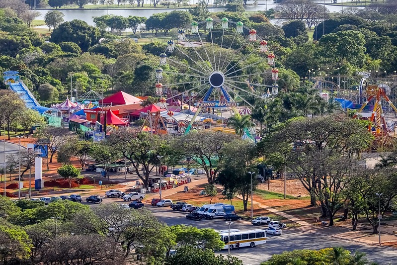 Ação conscientiza frequentadores do Parque da Cidade sobre descarte correto de lixo