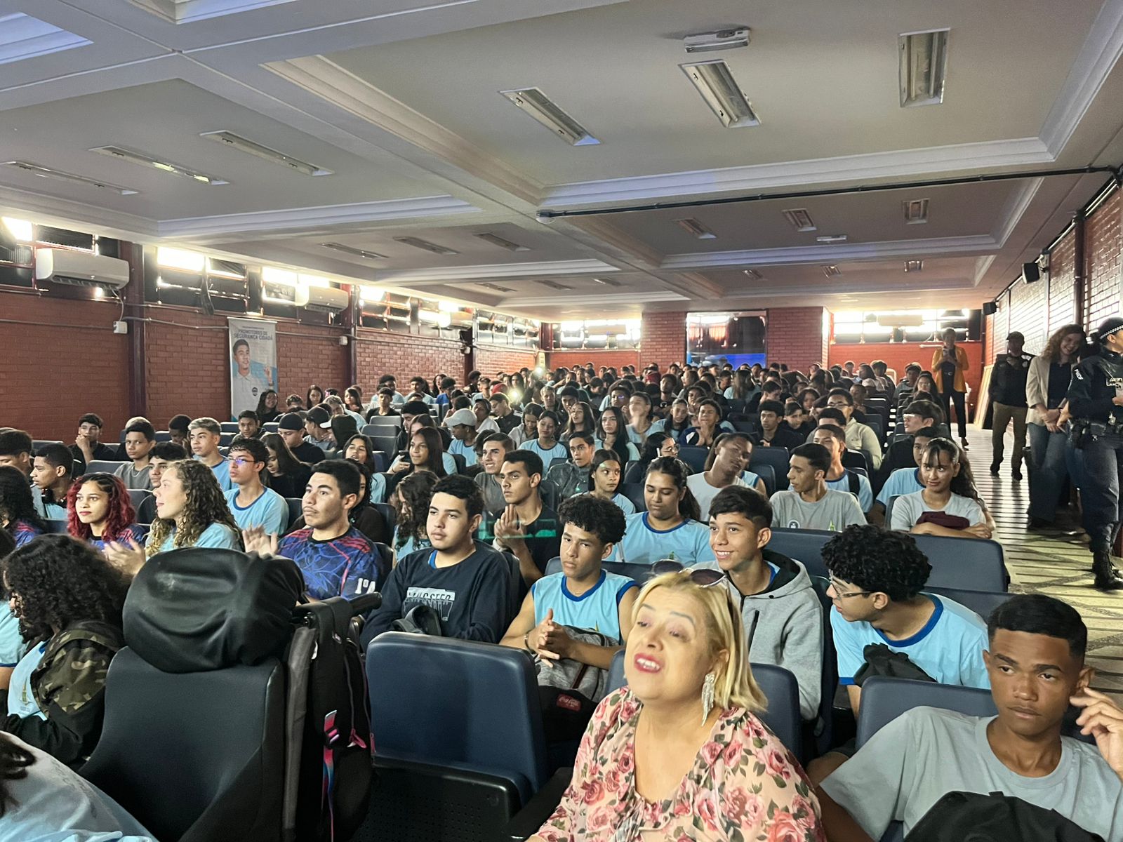 Projeto forma jovens multiplicadores da cultura de paz e prevenção à violência em Taguatinga