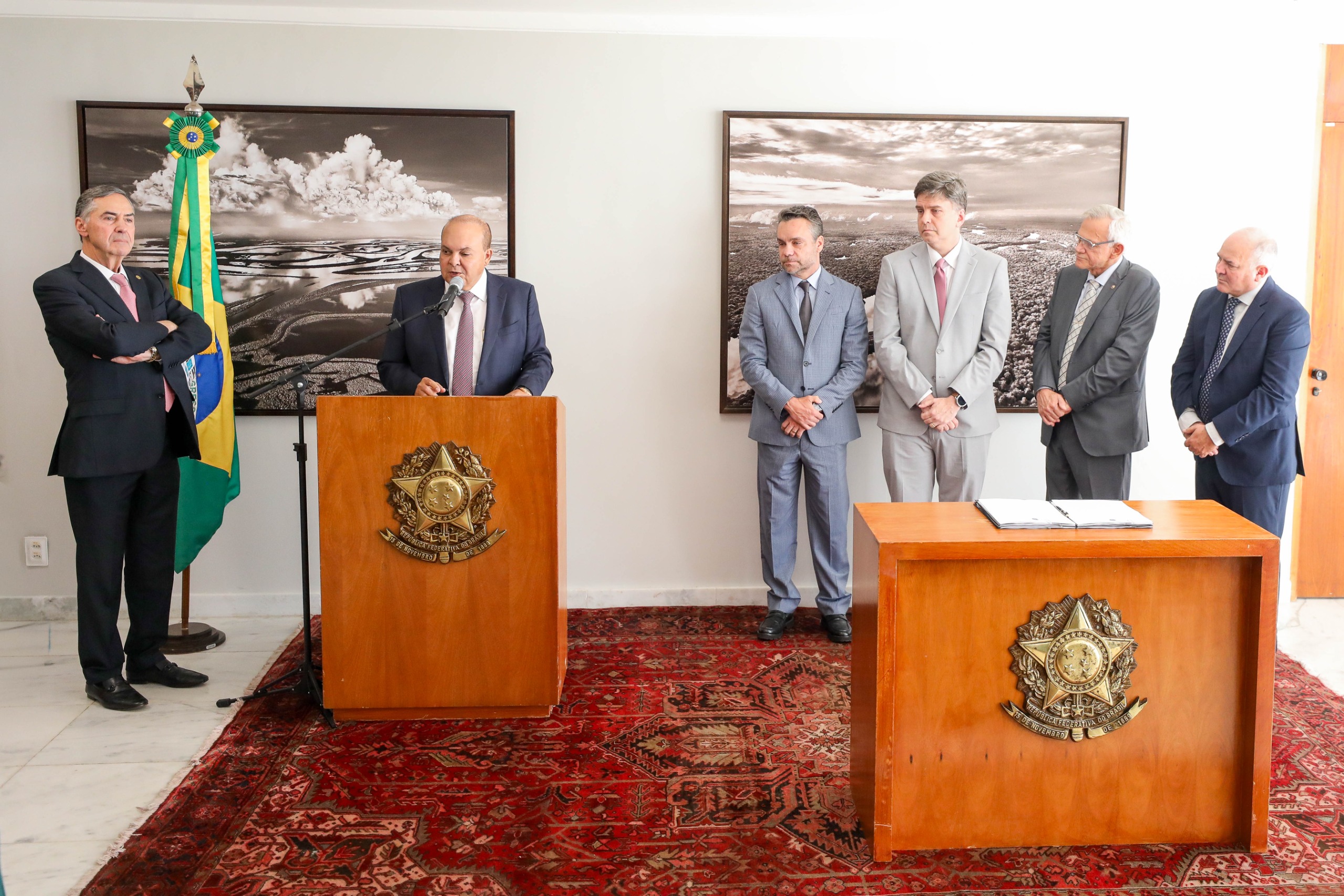 Acordo para promover e proteger os direitos da população em situação de rua é firmado entre GDF e Judiciário