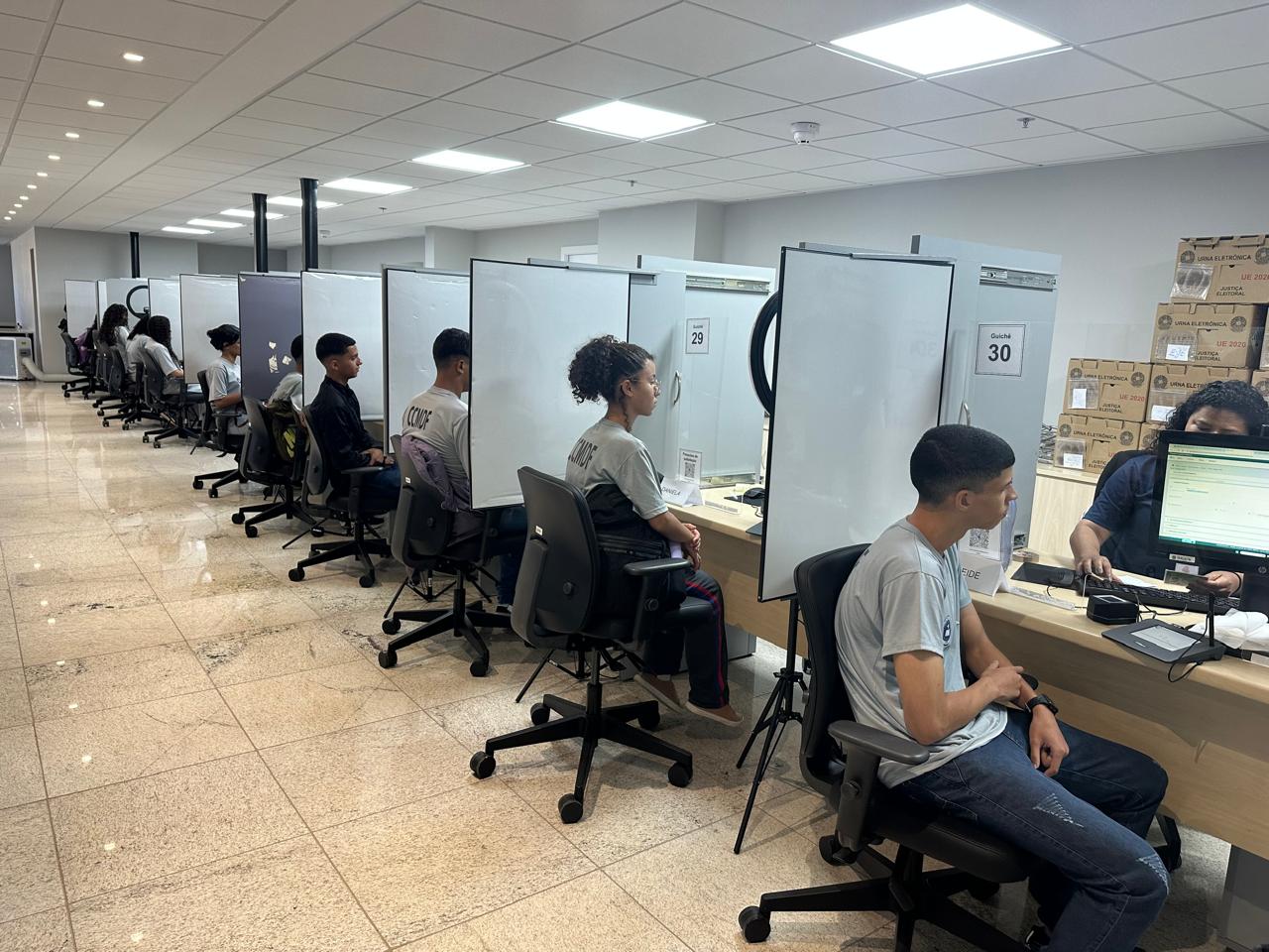 Escolas de gestão compartilhada do Distrito Federal passam a integrar projeto Jovem Eleitor