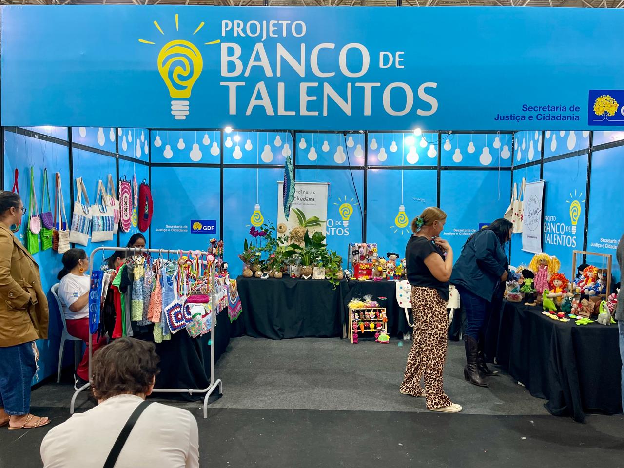 Projeto Banco de Talentos participa da Feira da Mulher Empreendedora em shopping de Brasília