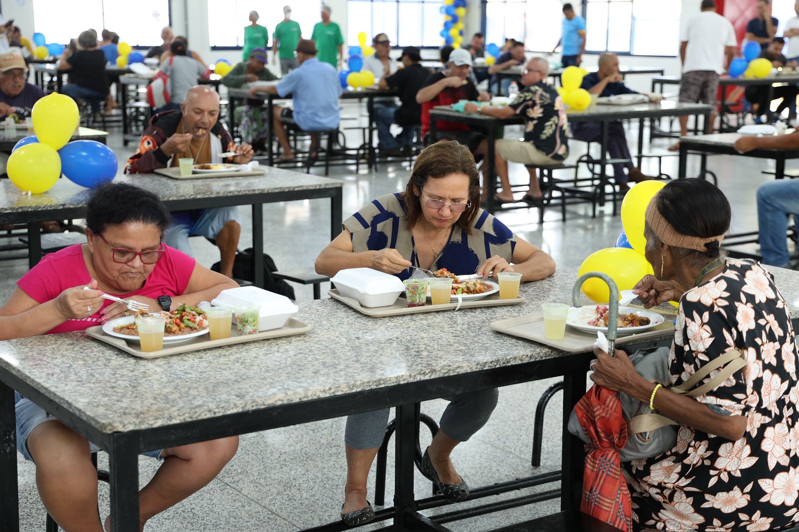 Restaurantes comunitários do Distrito Federal servem mais de 17 milhões de refeições em 2025