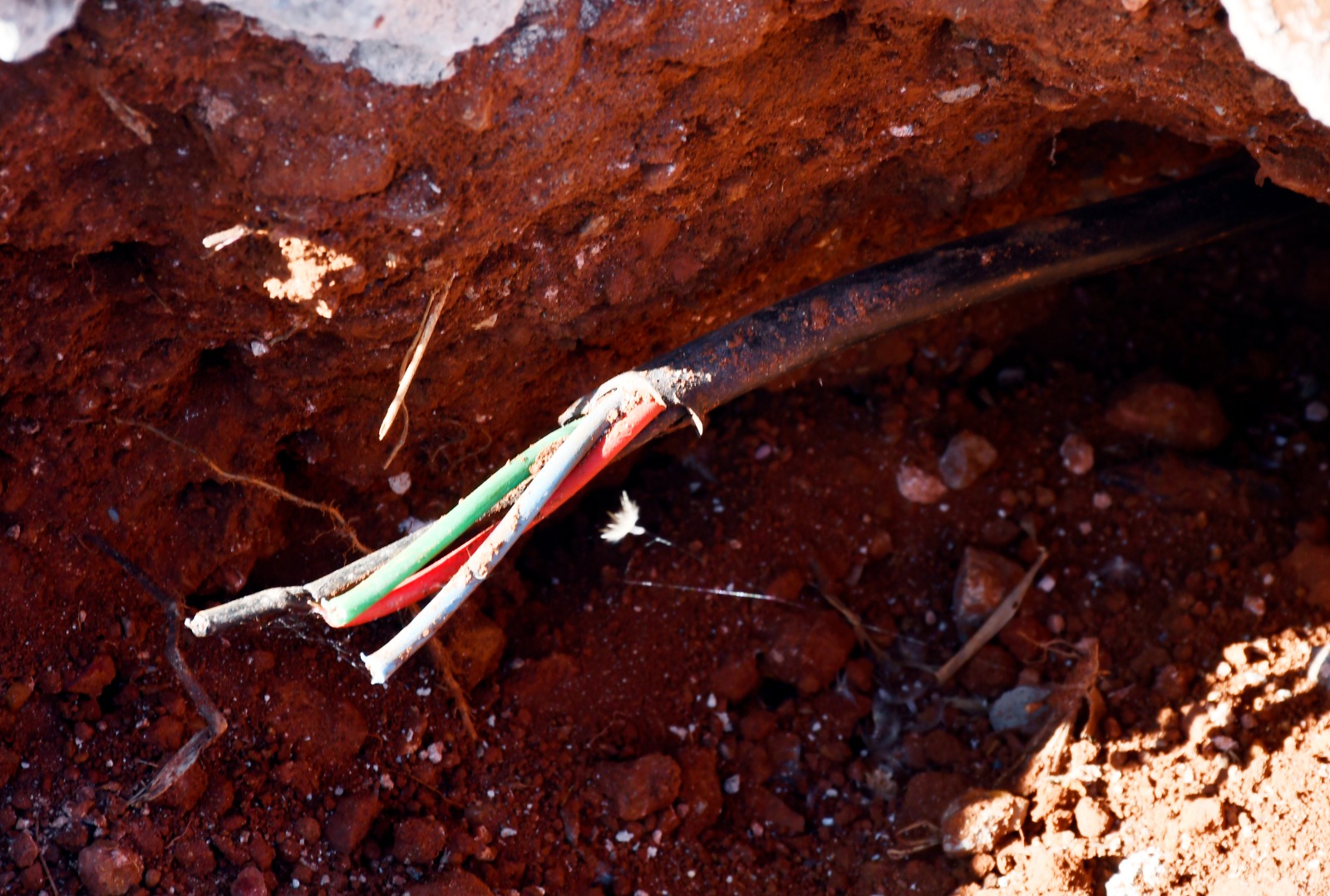 Furto de cabos de iluminação pública em 2025 ultrapassa 86 km no DF