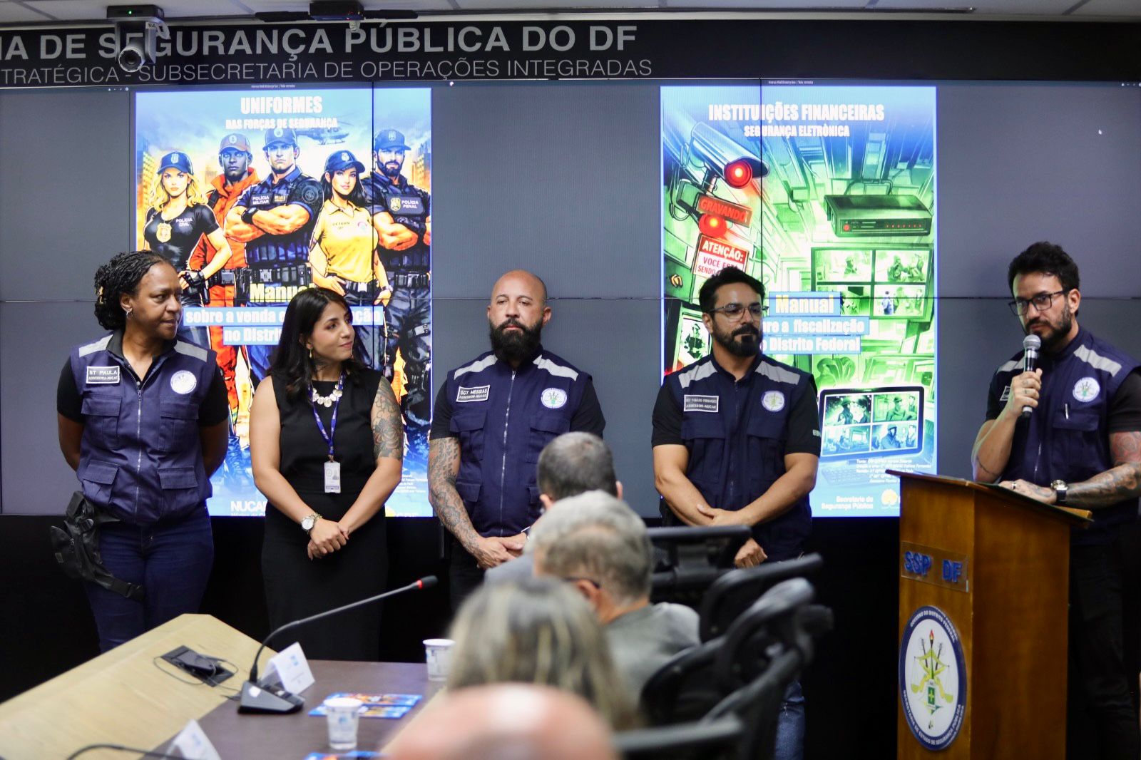 Manuais para orientar fiscalização de atividades e produtos de controle especial no DF são lançados