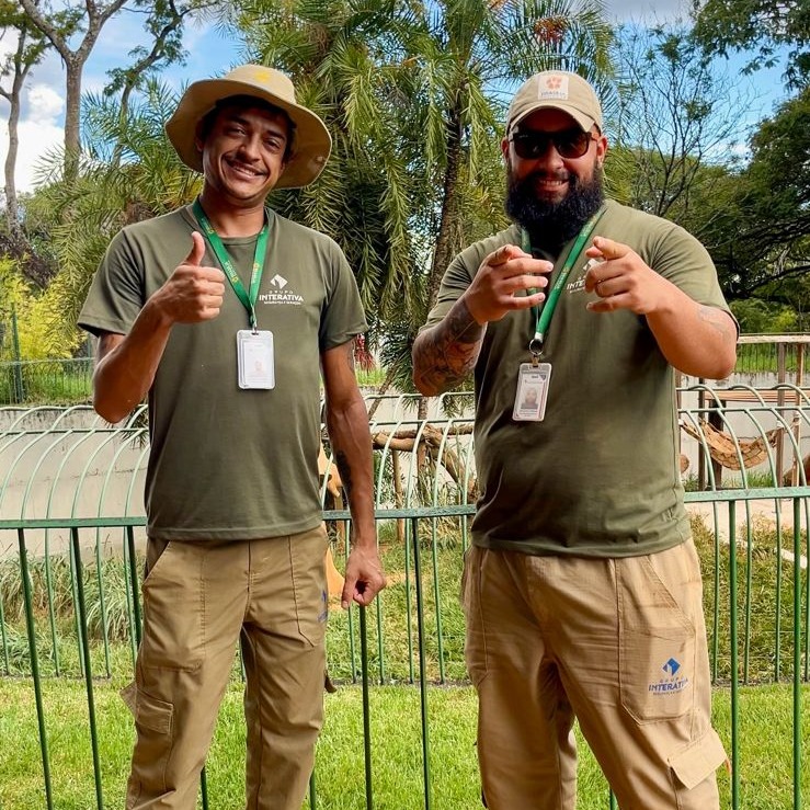 Conheça a dupla vencedora do Concurso de Tratadores do Zoológico de Brasília