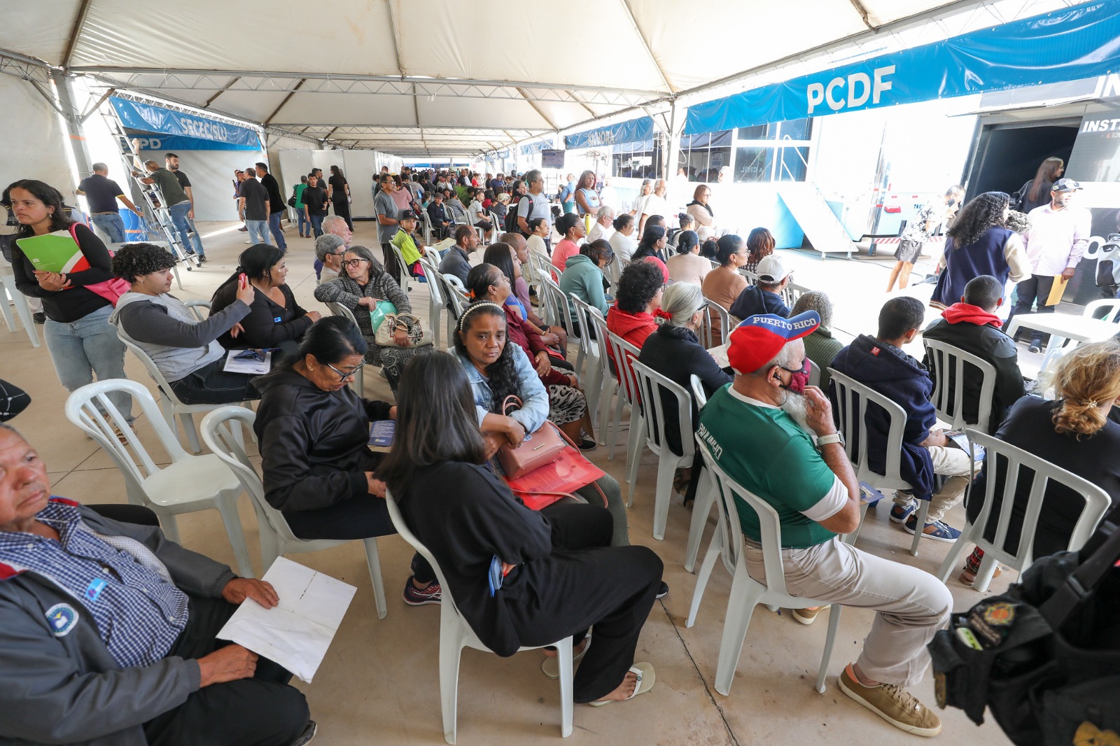 GDF na Sua Porta ultrapassa 6 mil atendimentos nos três primeiros dias em Ceilândia