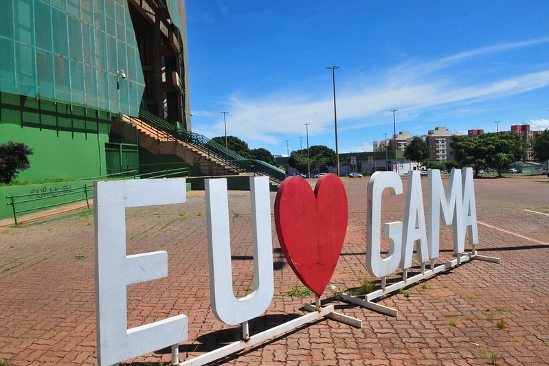 Rua do Lazer altera trânsito na via principal do Gama