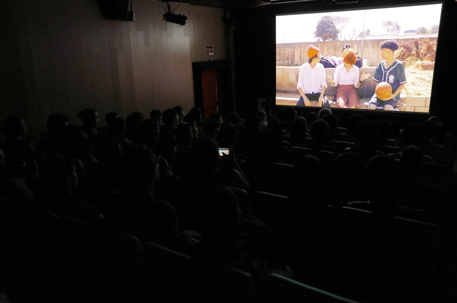 Frentistas e rodoviários passam a ter direito a meia-entrada em eventos culturais no DF