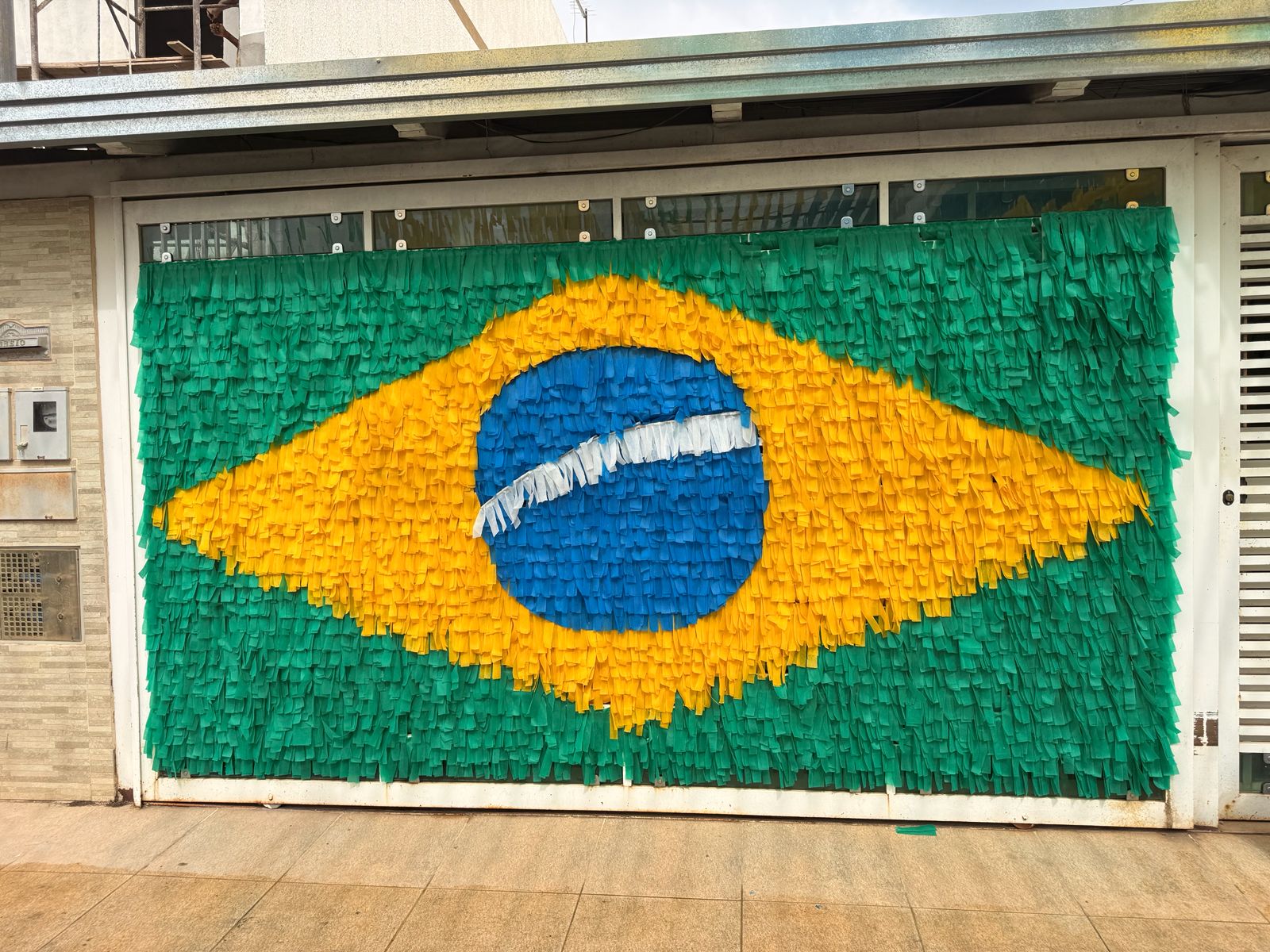Gama resgata tradição das ruas decoradas para a Copa do Mundo