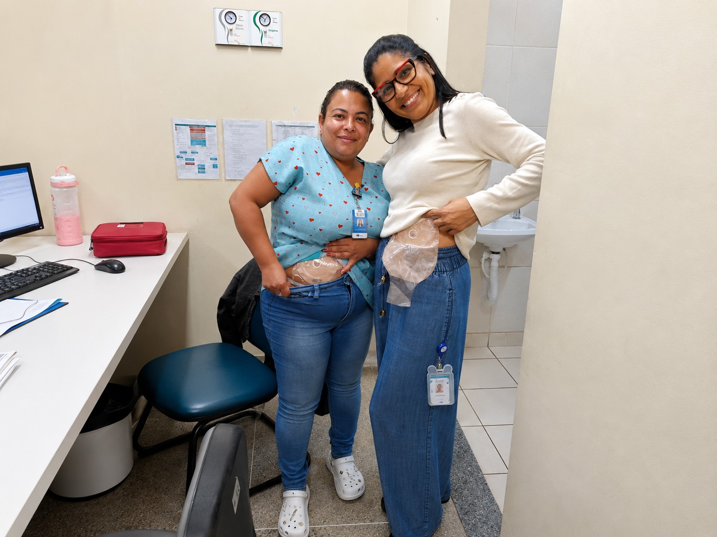 Profissionais do HRSM vivenciam rotina de pacientes com bolsa de estomia para fortalecer atendimento humanizado