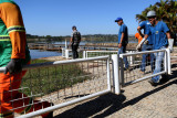 Desocupação da orla do Lago Paranoá continuou nesta terça-feira (13).