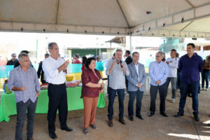 O governador Rodrigo Rollemberg participou do lançamento da primeira etapa do Cidades Limpas em Ceilândia.