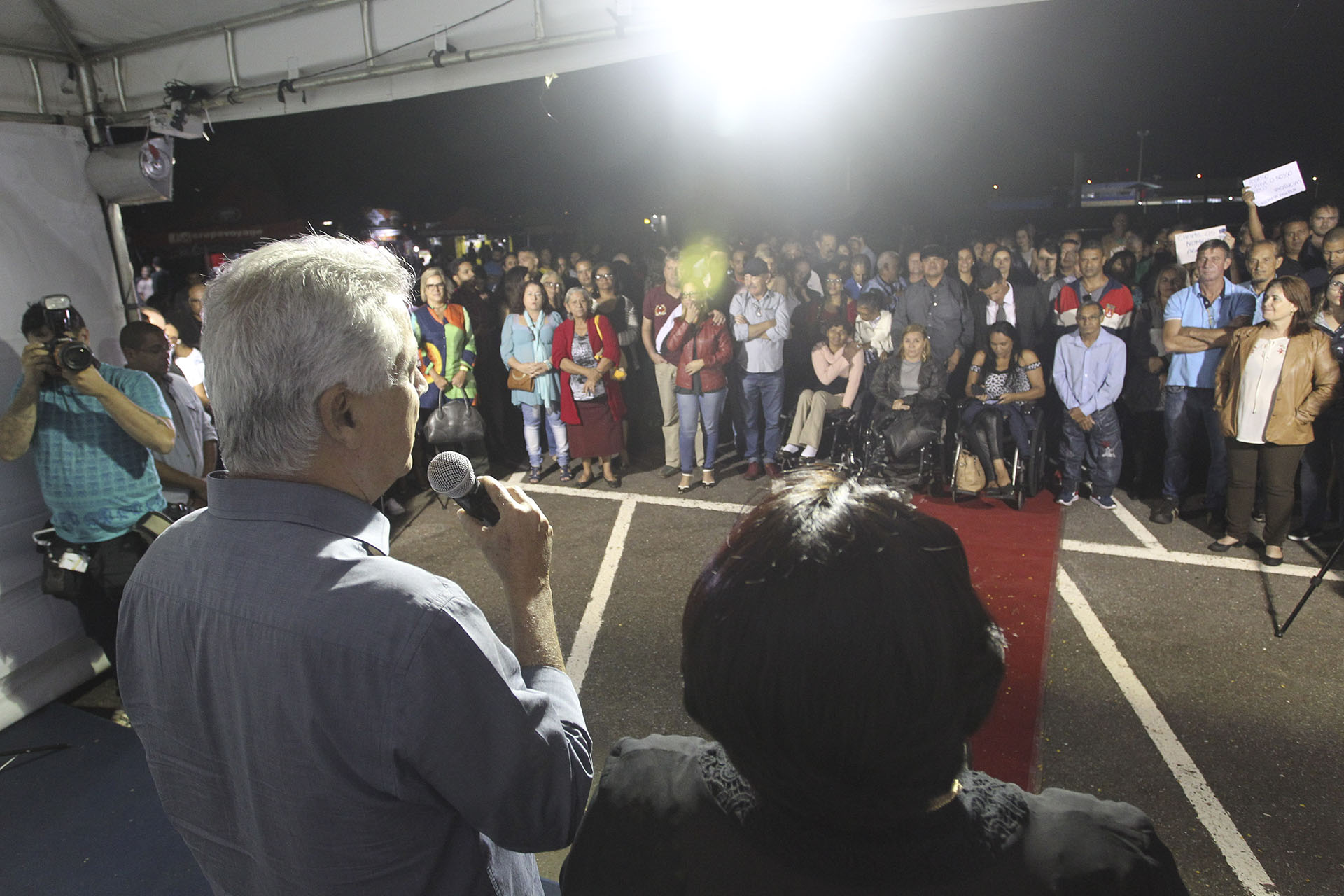 O governador Rollemberg durante a comemoração da concessão do título de patrimônio cultural do Distrito Federal ao Cine Drive-in. Foto: Toninho Tavares/Agência Brasília