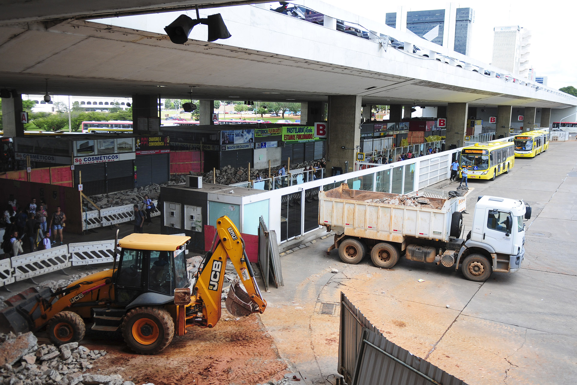 Passageiros do BRT devem embarcar na Plataforma F da Rodoviária do Plano Piloto durante o período de obras. Foto: Dênio Simões/Agência Brasília