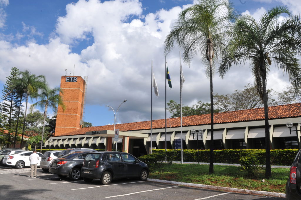 Curso de Eletrônica da Escola Técnica Federal do as