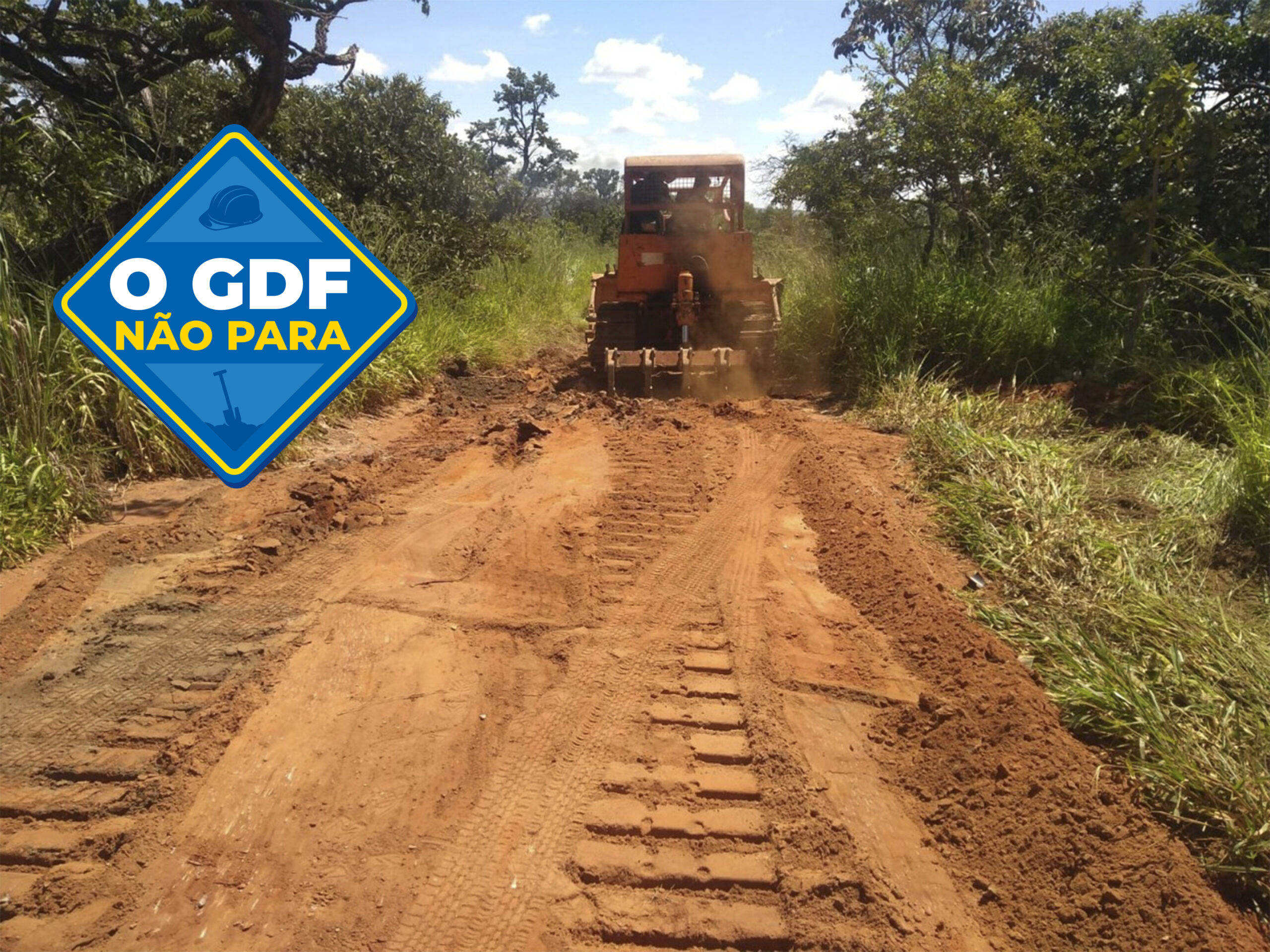 O Núcleo Rural Boa Esperança recebeu o patrolamento da estrada vicinal, fechamento de buracos e a criação de canaletas para desvio da água | Foto: Divulgação/GDF Presente