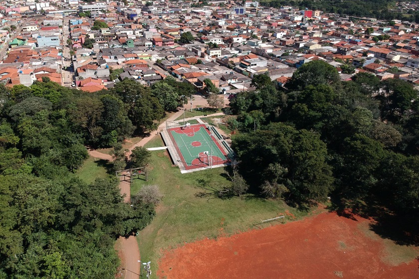 O projeto do campo sintético também visa evitar qualquer depredação da mata do parque distrital, exigência do Brasília Ambiental