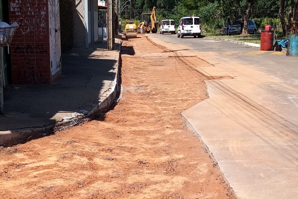 Em alguns locais do Recanto das Emas, foi feita a recuperação total do asfalto | Foto: Cristiane Rocha Pitta/Segov